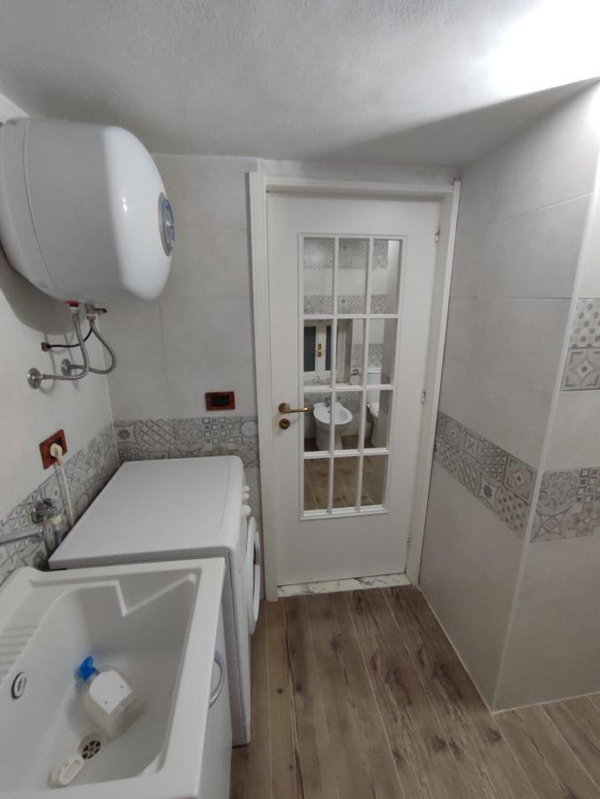 דירות סירקוזה Santa Teresa House מראה חיצוני תמונה